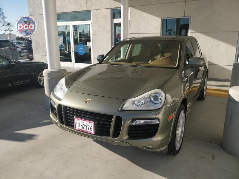 Olive Green Metallic | Rennbow - The Porsche Color Wiki