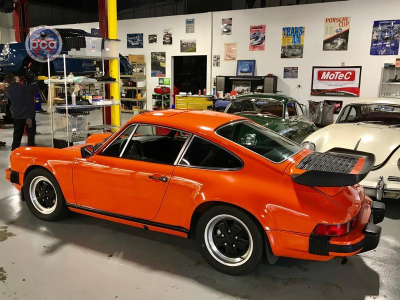 Continental Orange is one of those bright 70s shades that managed to stick around up to the beginning of the 911SC and 928 era. It's exceedingly rare 